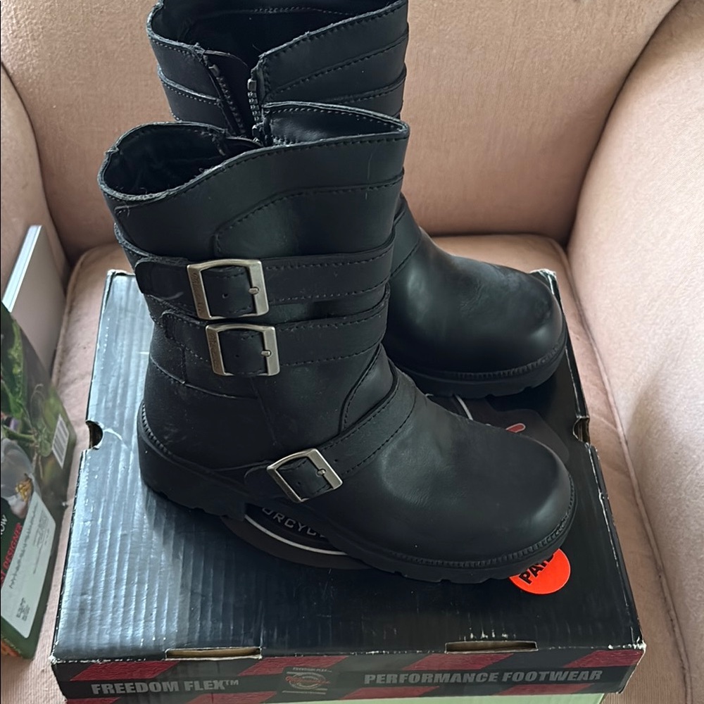 Women's Black Motorcycle Boots